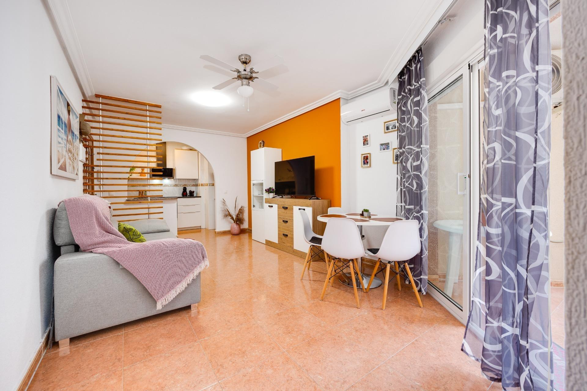 Herverkoop - Apartment - Torrevieja - Centro
