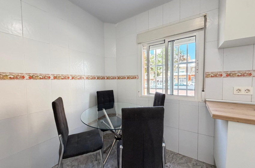 Herverkoop - Apartment - Torrevieja - Centro