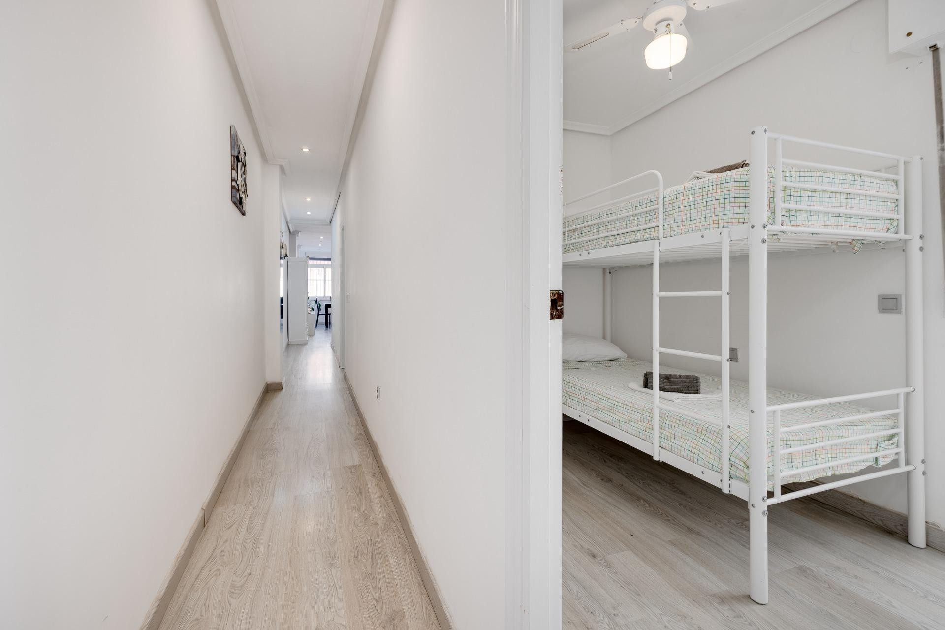 Herverkoop - Apartment - Torrevieja - Centro