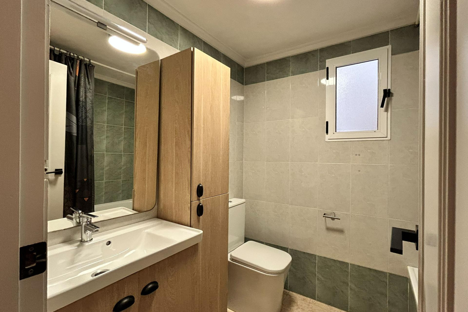 Herverkoop - Apartment - Torrevieja - Centro