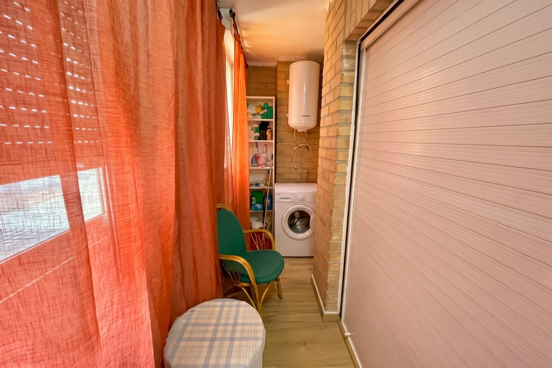 Herverkoop - Apartment - Torrevieja - Centro