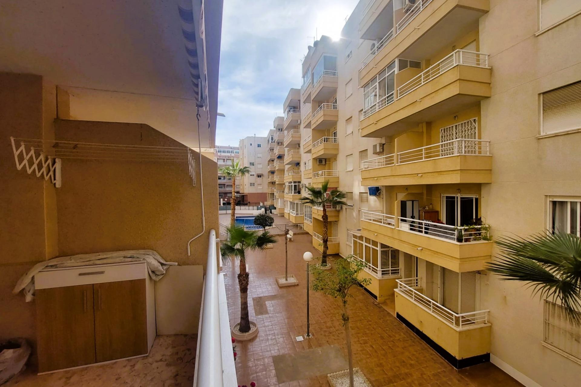 Herverkoop - Apartment - Torrevieja - Centro