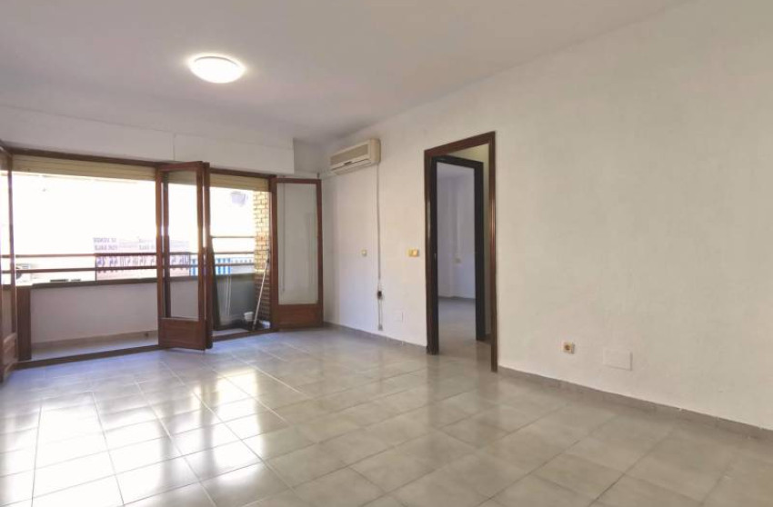 Herverkoop - Apartment - Torrevieja - Estacion de autobuses