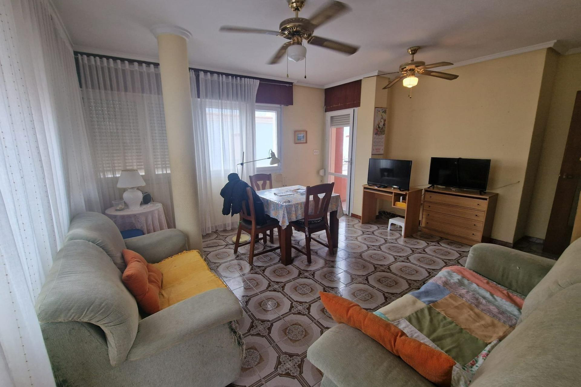 Herverkoop - Apartment - Torrevieja - Estacion de autobuses