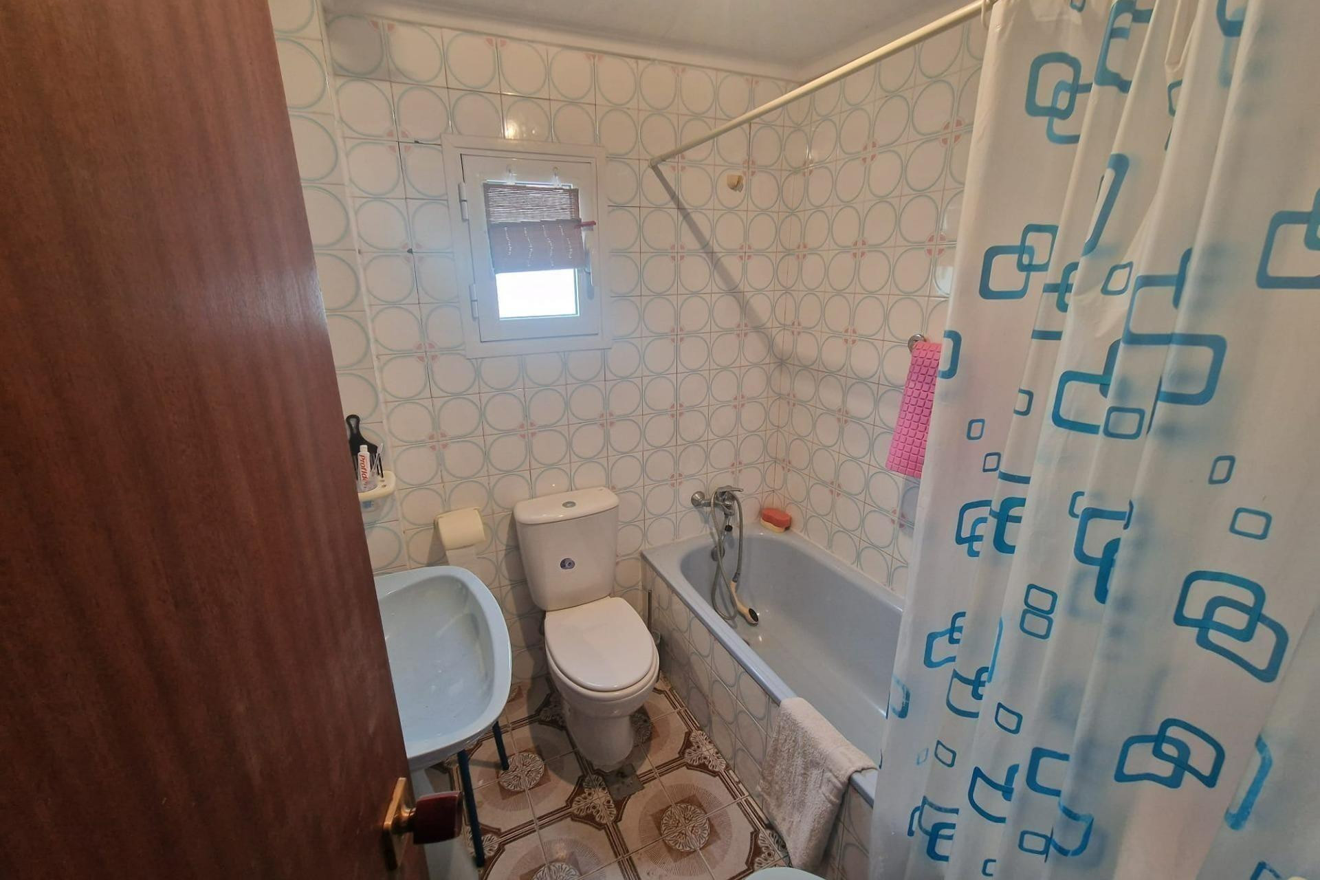 Herverkoop - Apartment - Torrevieja - Estacion de autobuses