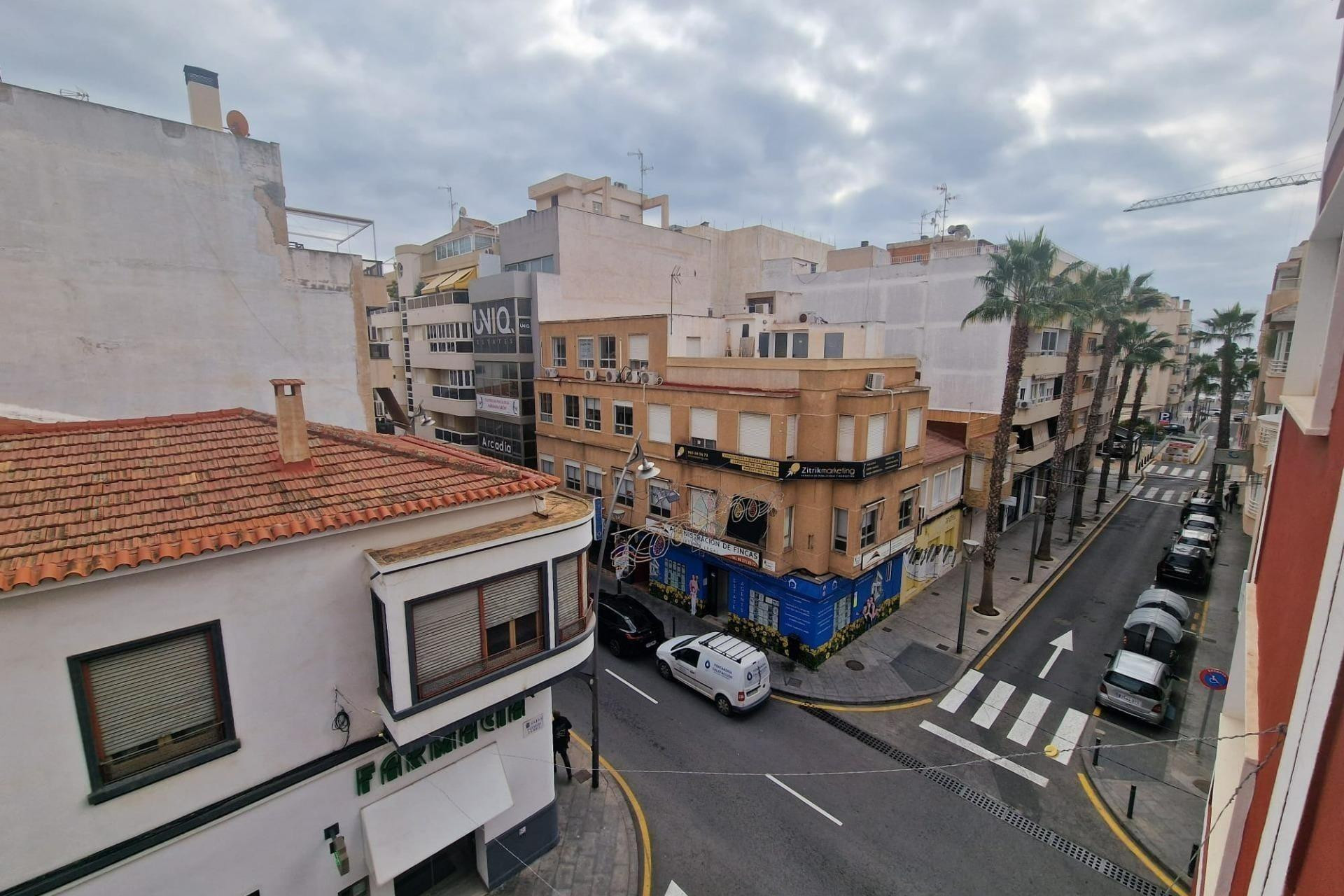 Herverkoop - Apartment - Torrevieja - Estacion de autobuses