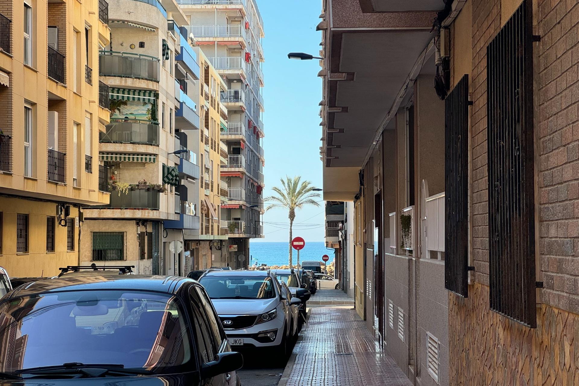 Herverkoop - Apartment - Torrevieja - Estacion de autobuses