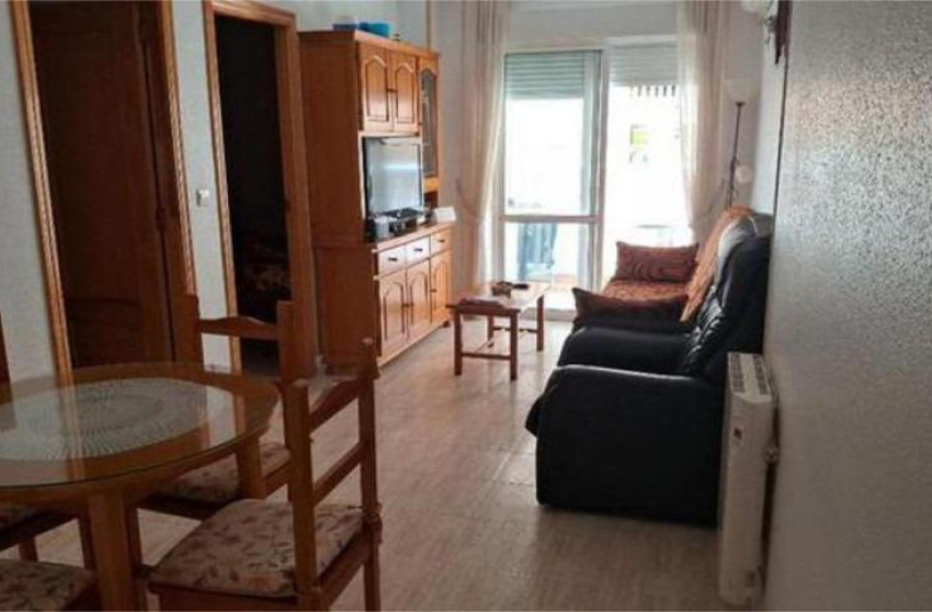 Herverkoop - Apartment - Torrevieja - Estacion de autobuses