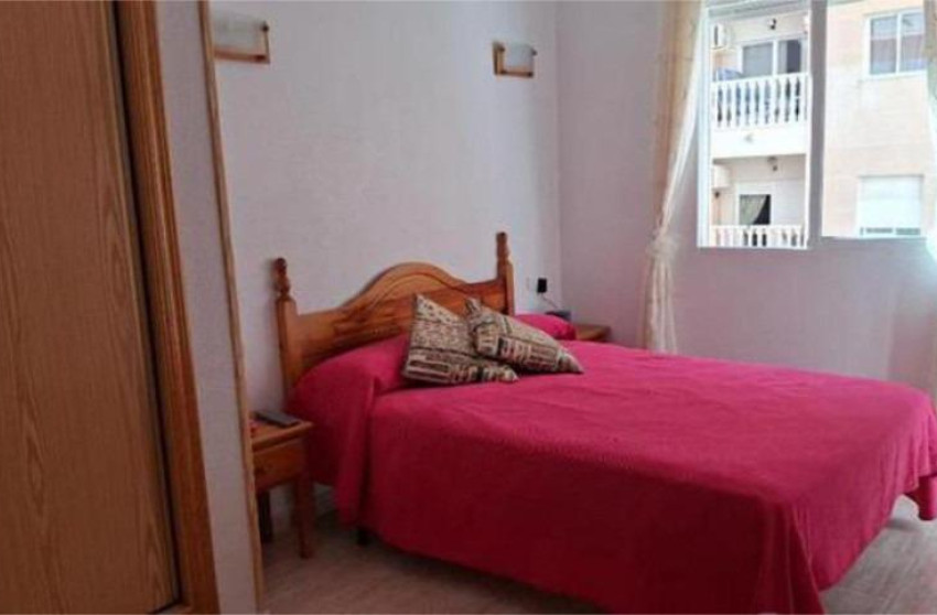 Herverkoop - Apartment - Torrevieja - Estacion de autobuses