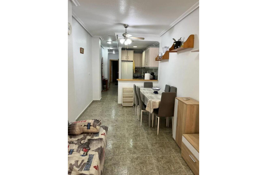 Herverkoop - Apartment - Torrevieja - Estacion de autobuses