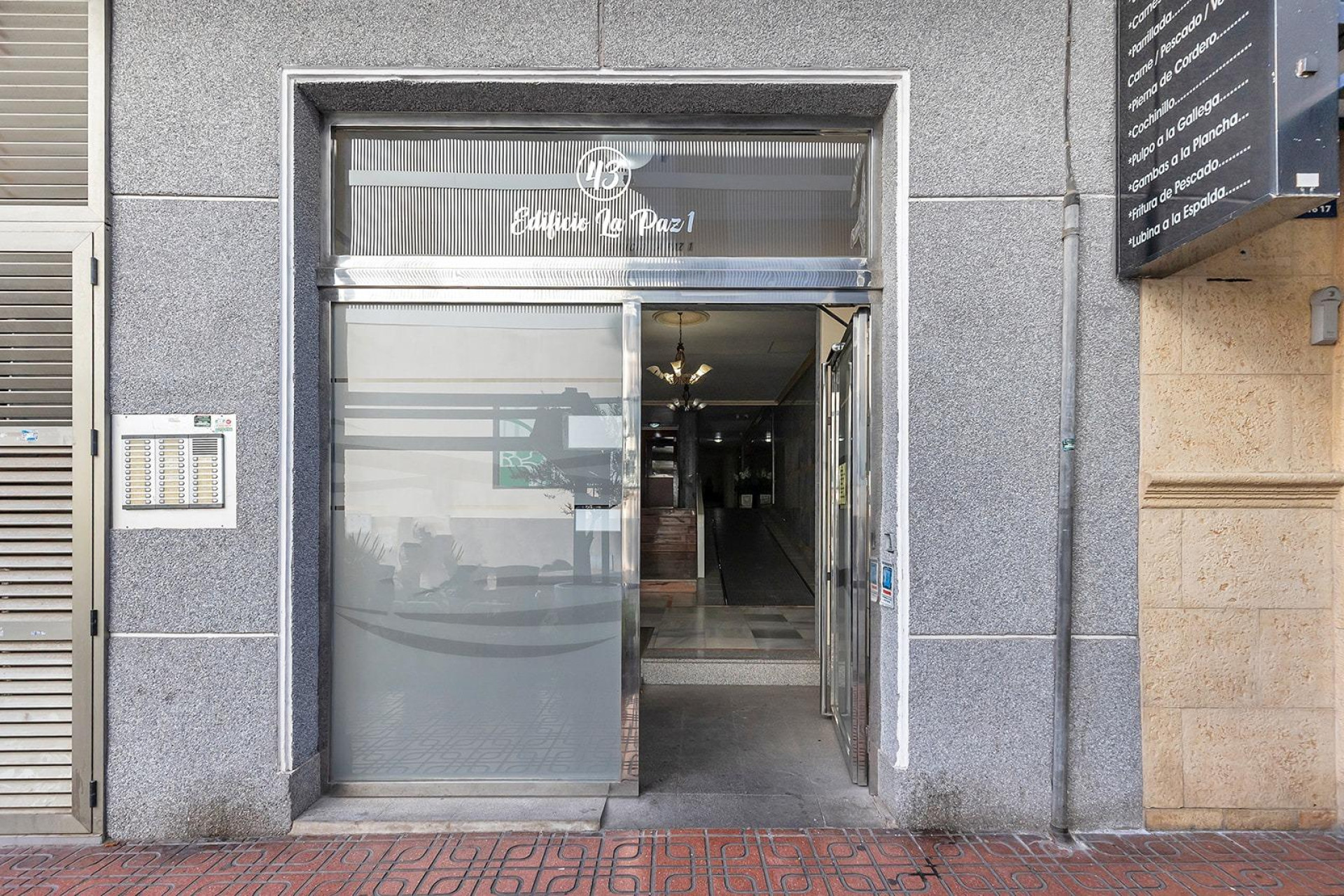 Herverkoop - Apartment - Torrevieja - Estacion de autobuses