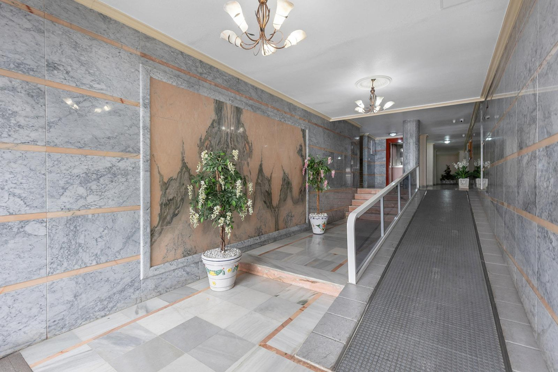 Herverkoop - Apartment - Torrevieja - Estacion de autobuses