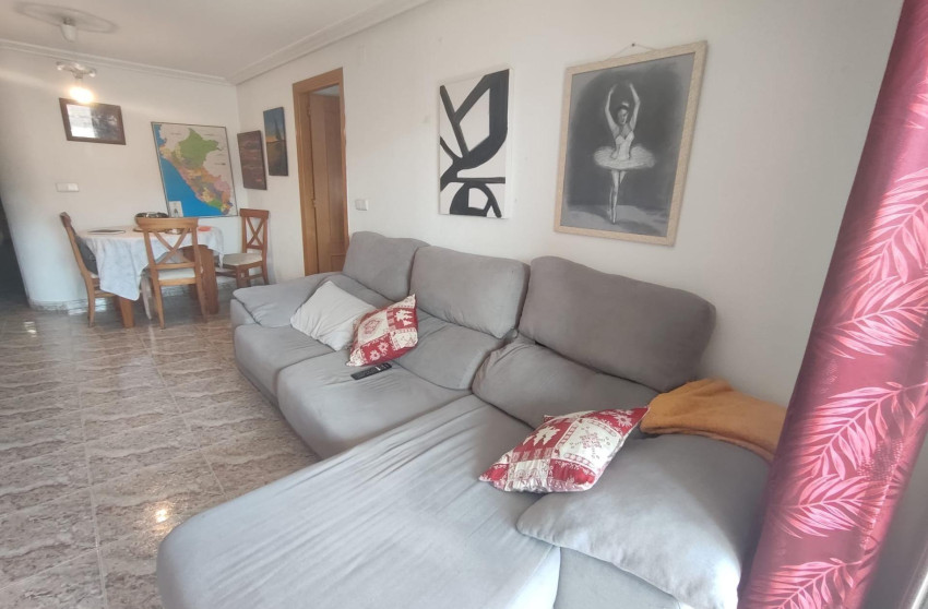 Herverkoop - Apartment - Torrevieja - Estacion de autobuses