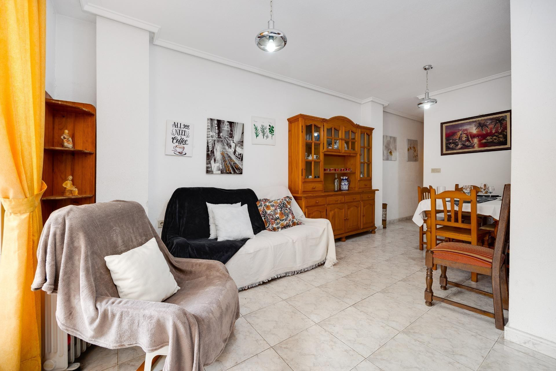 Herverkoop - Apartment - Torrevieja - Estacion de autobuses