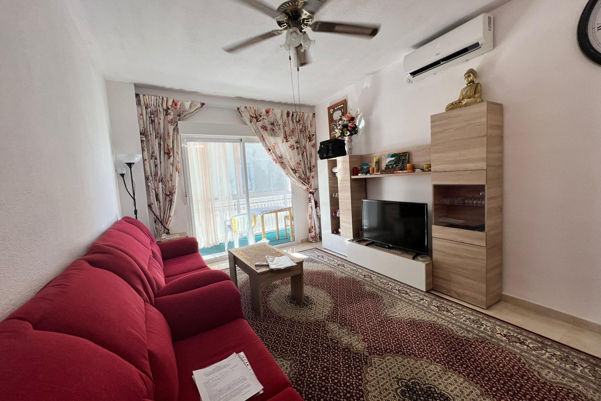 Herverkoop - Apartment - Torrevieja - Estacion de autobuses