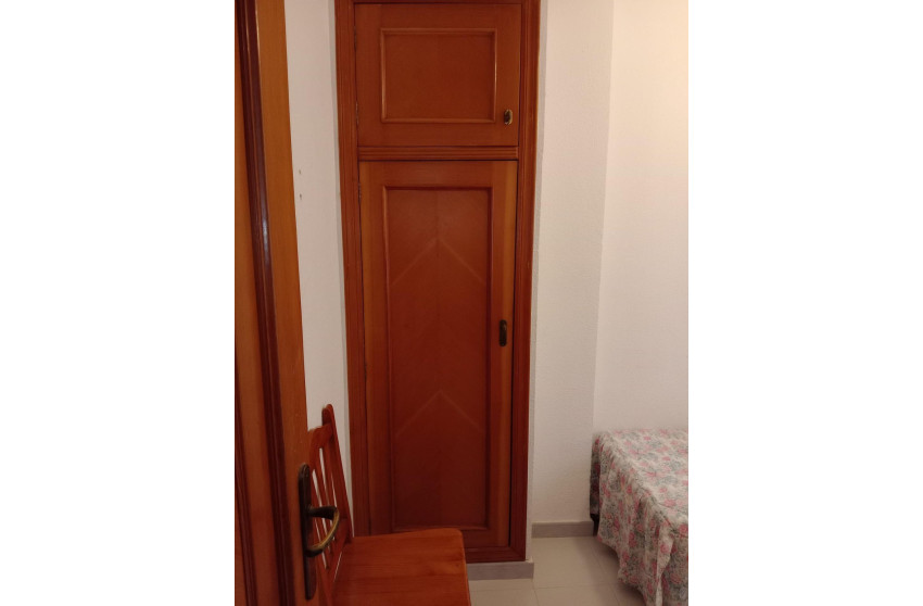 Herverkoop - Apartment - Torrevieja - Estacion de autobuses