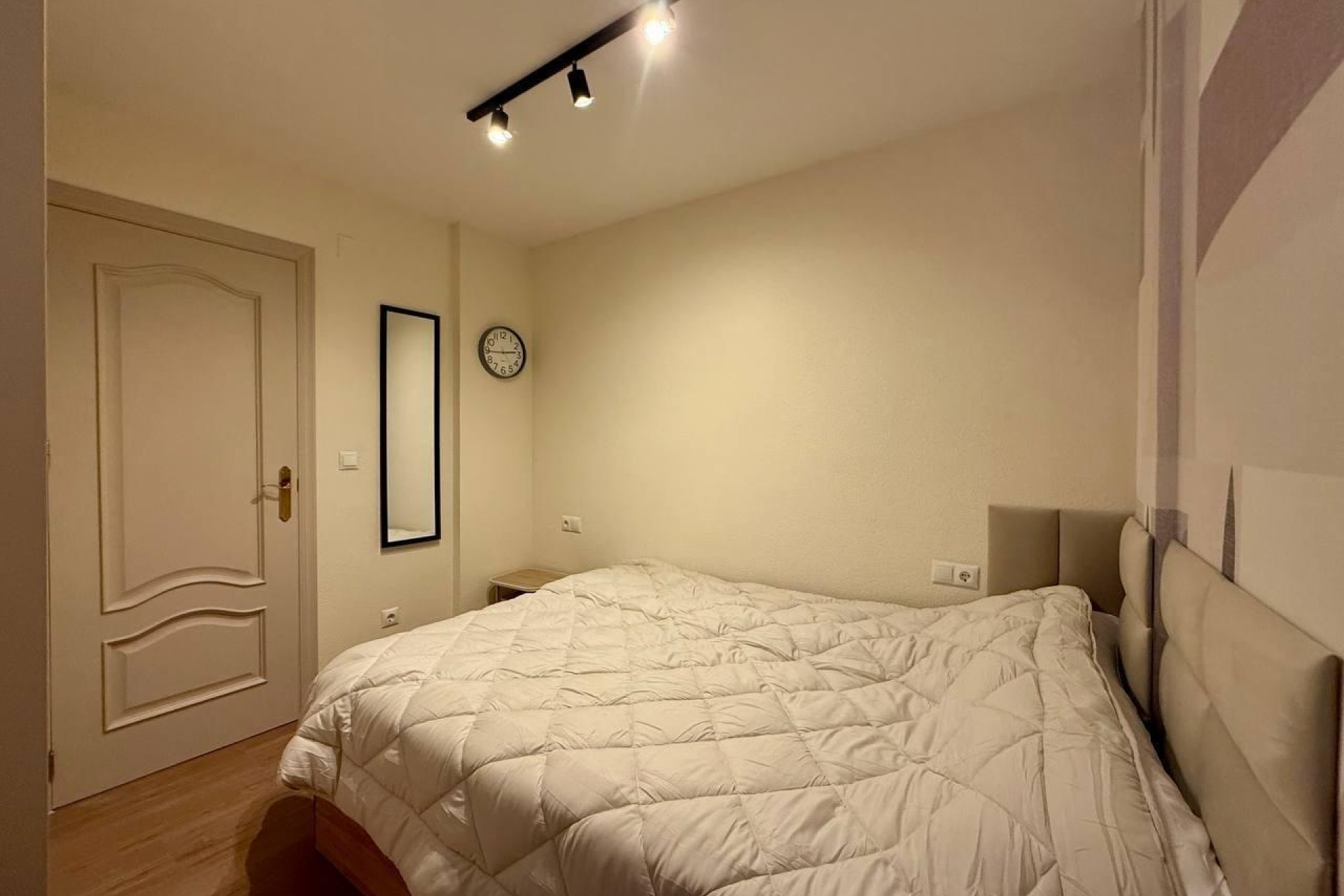 Herverkoop - Apartment - Torrevieja - Estacion de autobuses