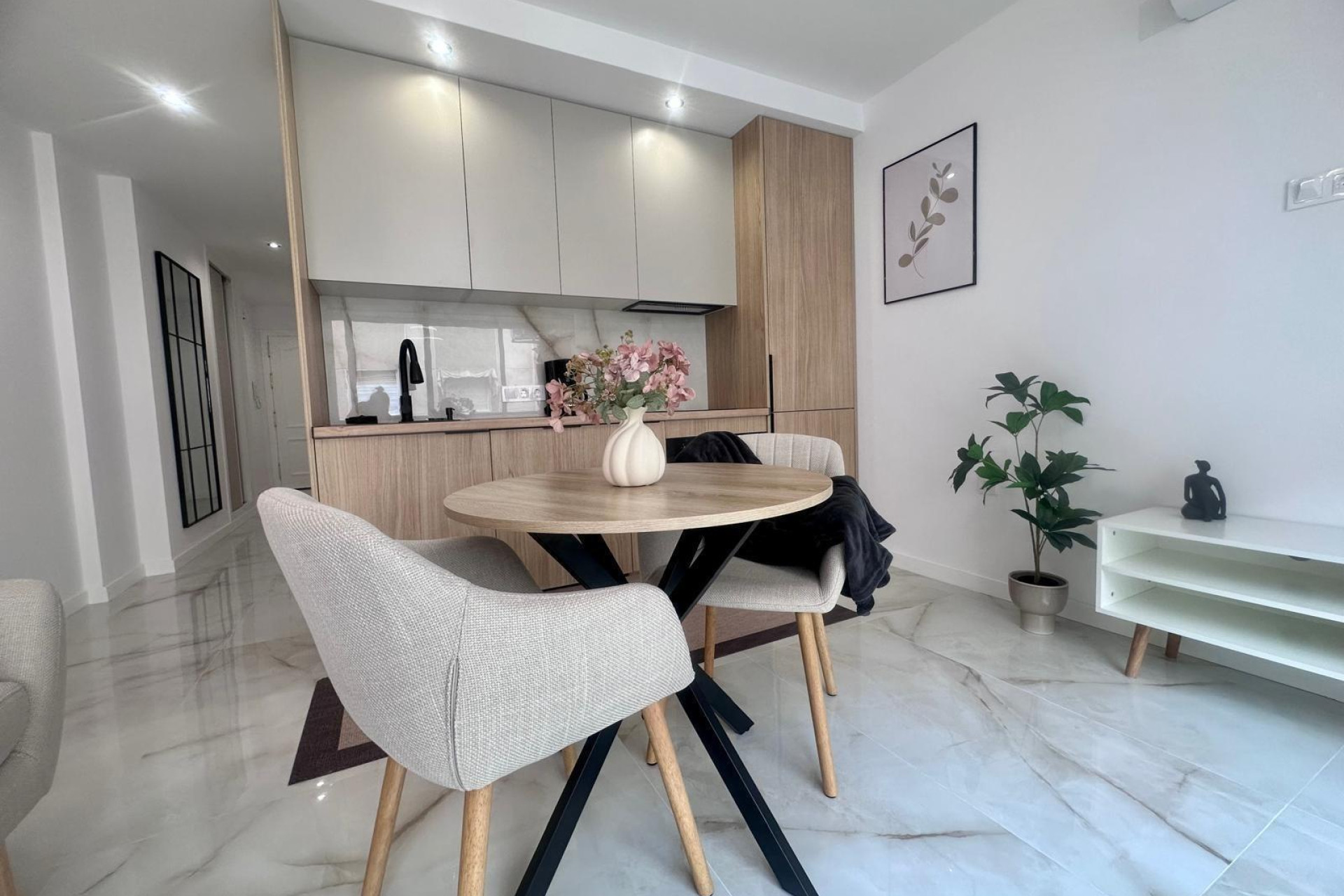 Herverkoop - Apartment - Torrevieja - Estacion de autobuses