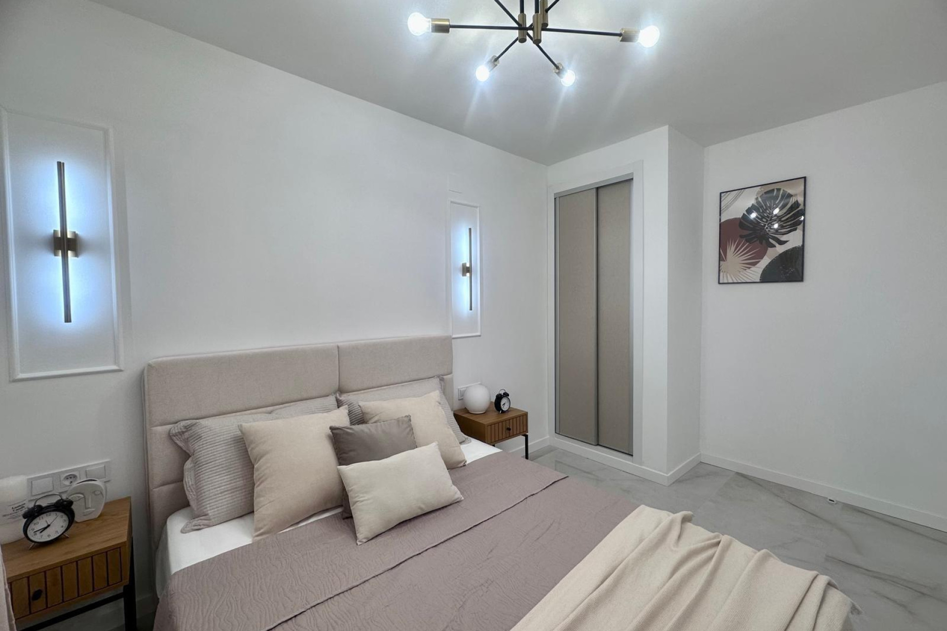 Herverkoop - Apartment - Torrevieja - Estacion de autobuses