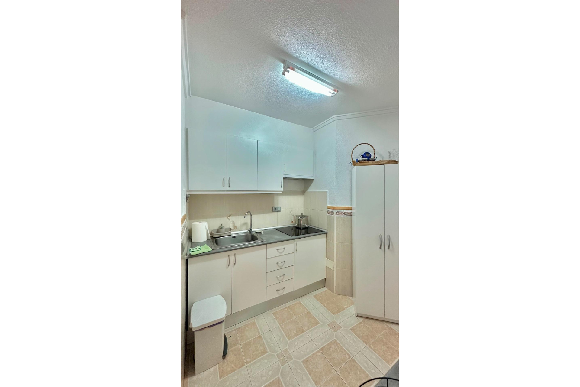 Herverkoop - Apartment - Torrevieja - Estacion de autobuses