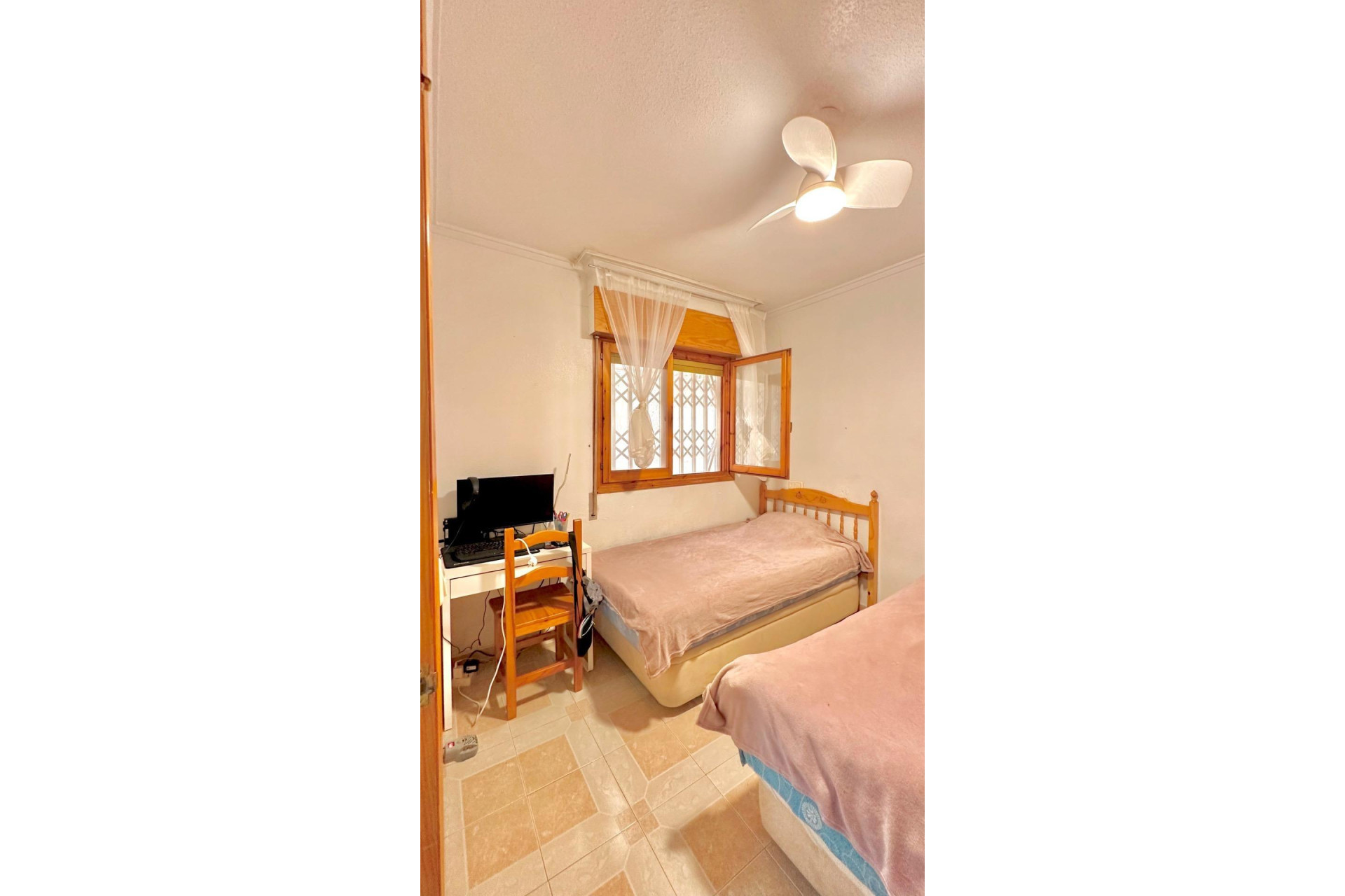 Herverkoop - Apartment - Torrevieja - Estacion de autobuses