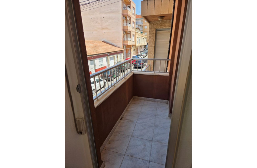 Herverkoop - Apartment - Torrevieja - Estacion de autobuses