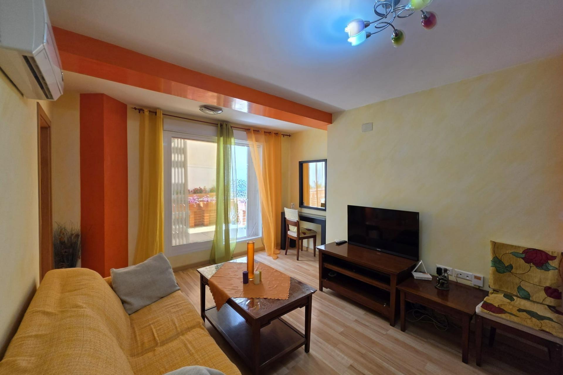 Herverkoop - Apartment - Torrevieja - Estacion de autobuses