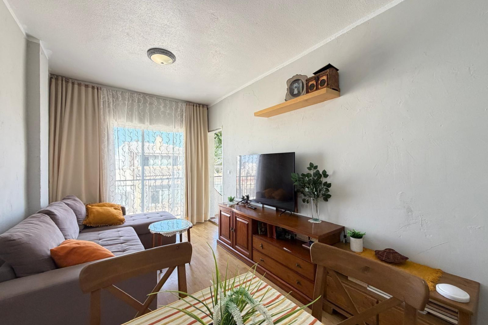 Herverkoop - Apartment - Torrevieja - Estacion de autobuses