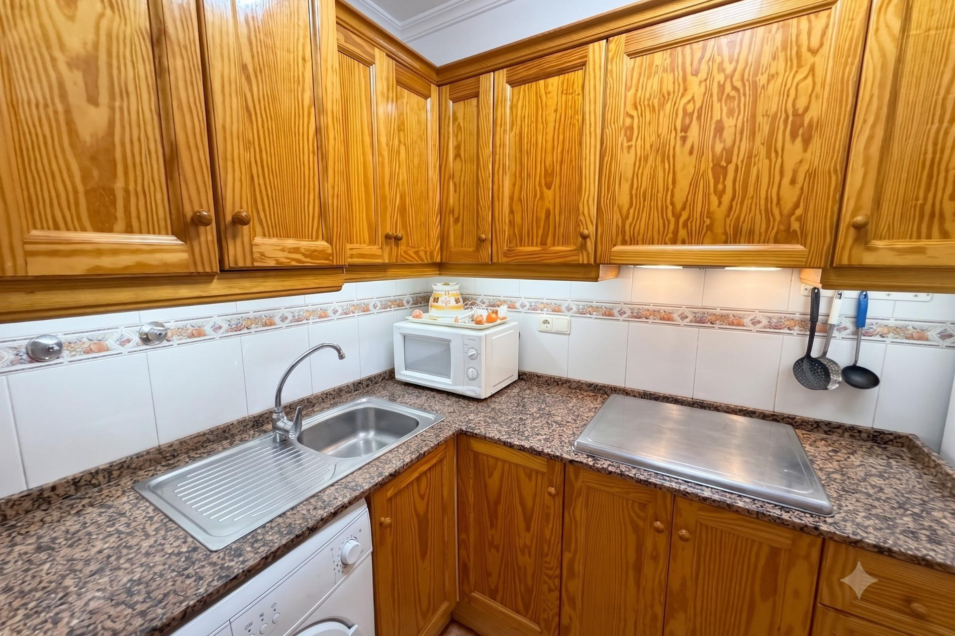 Herverkoop - Apartment - Torrevieja - Estacion de autobuses