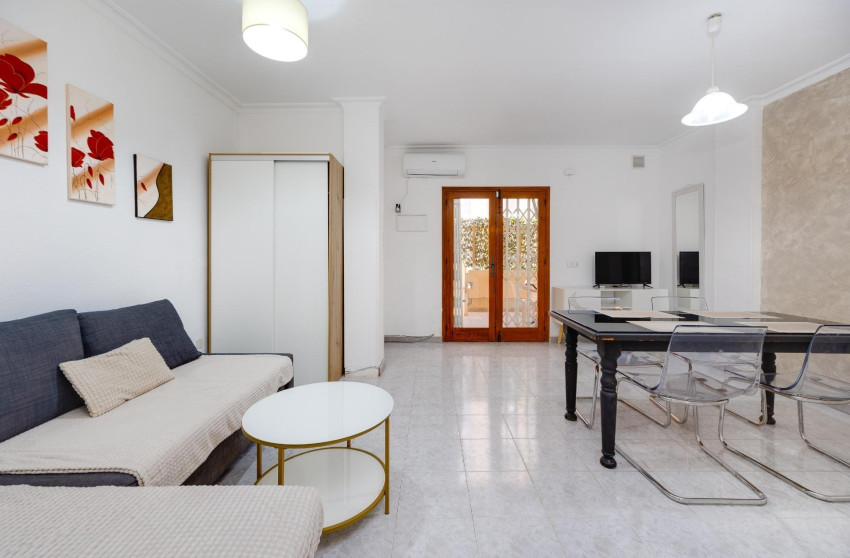 Herverkoop - Apartment - Torrevieja - Estacion de autobuses