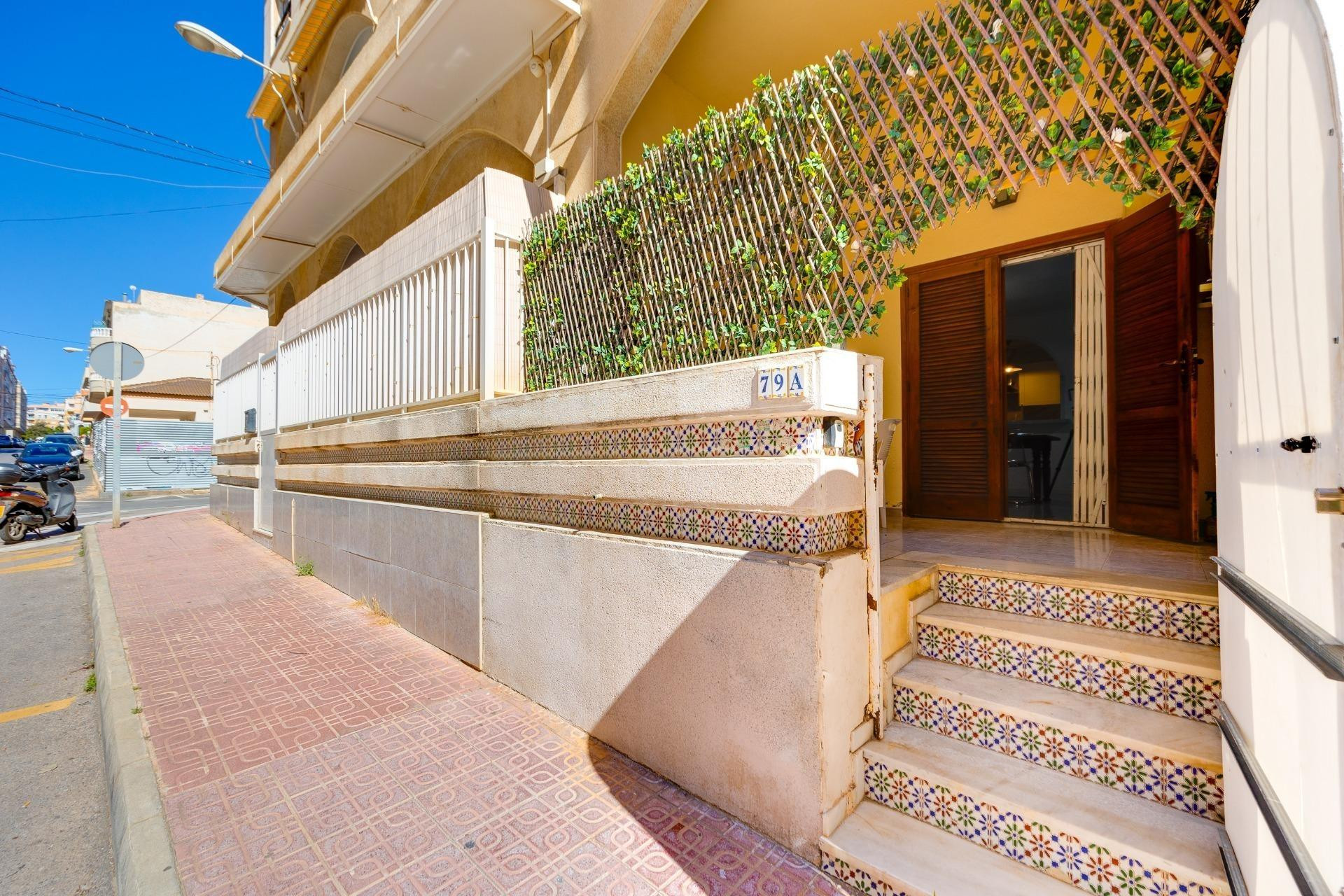 Herverkoop - Apartment - Torrevieja - Estacion de autobuses