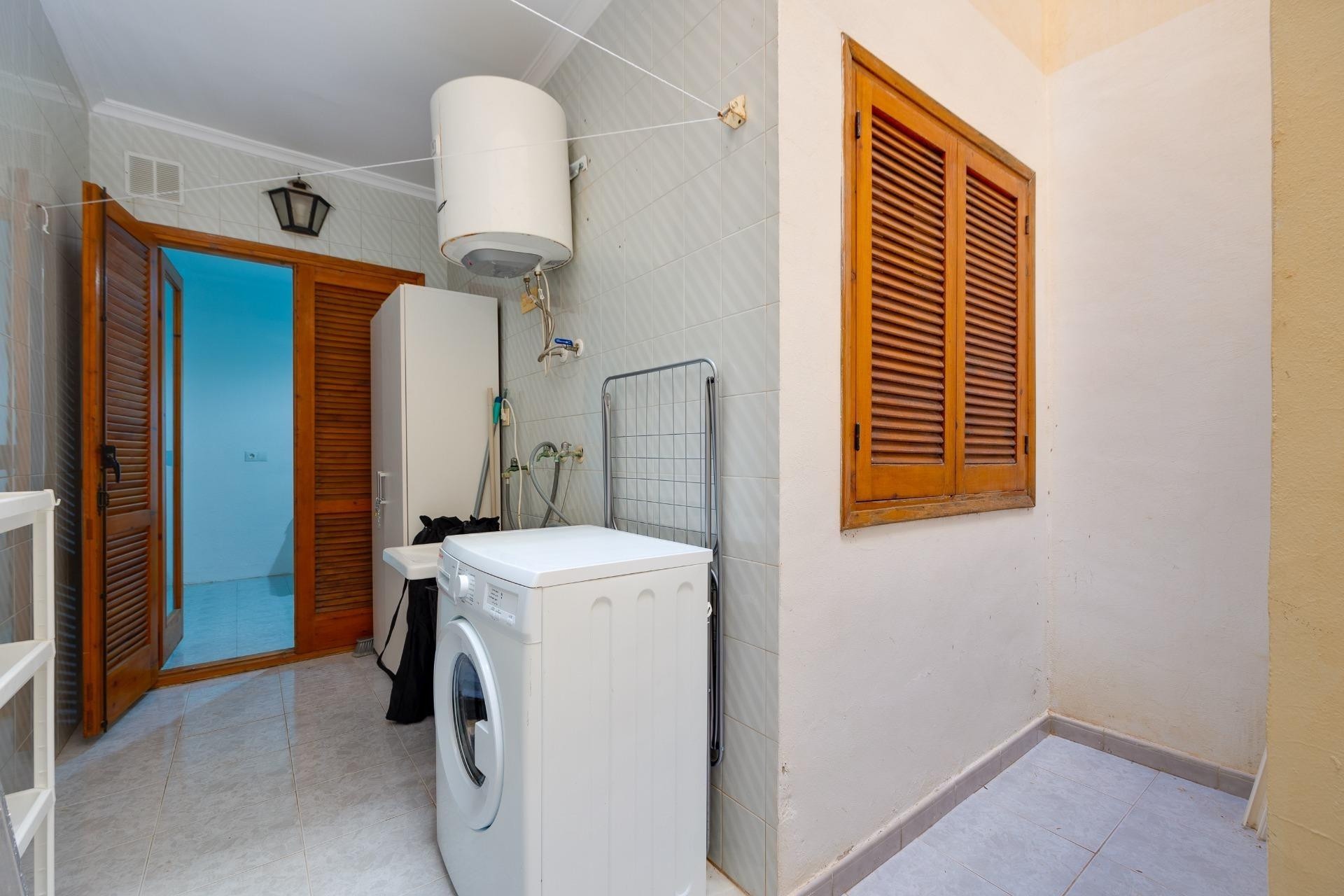 Herverkoop - Apartment - Torrevieja - Estacion de autobuses