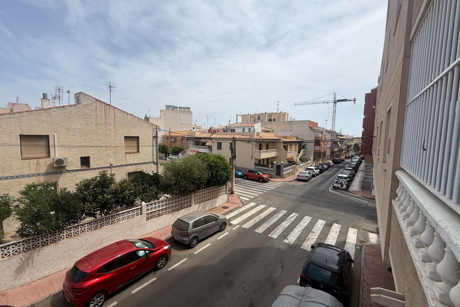 Herverkoop - Apartment - Torrevieja - Estacion de autobuses