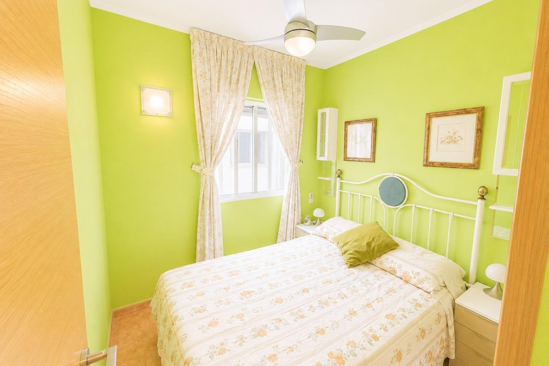 Herverkoop - Apartment - Torrevieja - Estacion de autobuses