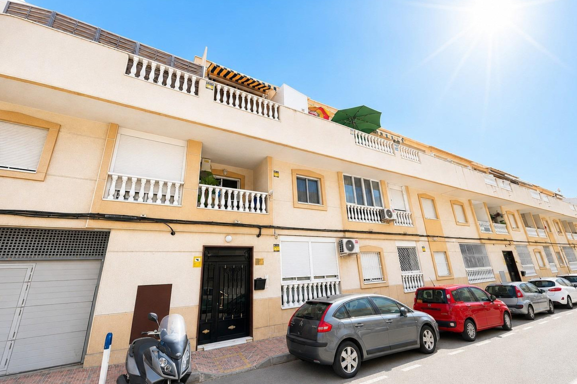 Herverkoop - Apartment - Torrevieja - Estacion de autobuses