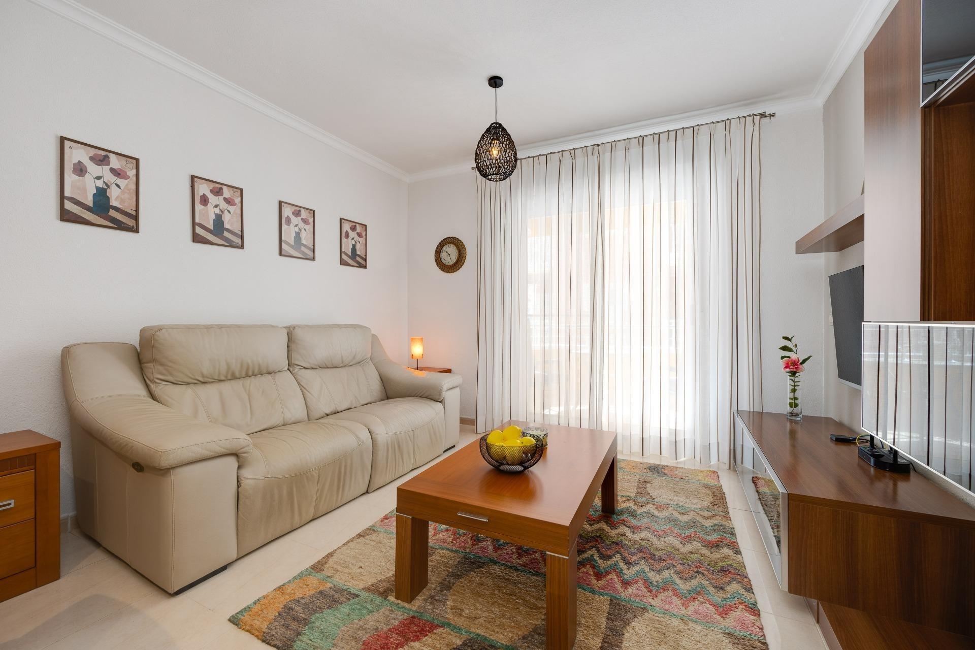 Herverkoop - Apartment - Torrevieja - Estacion de autobuses