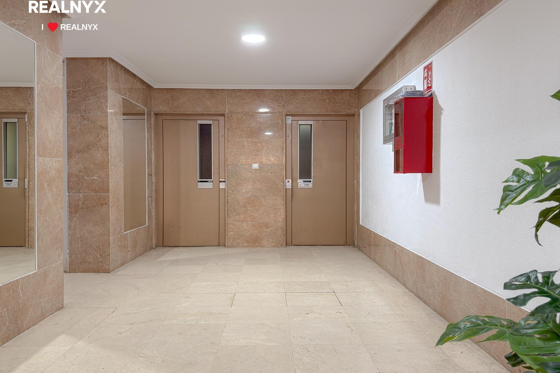 Herverkoop - Apartment - Torrevieja - Estacion de autobuses