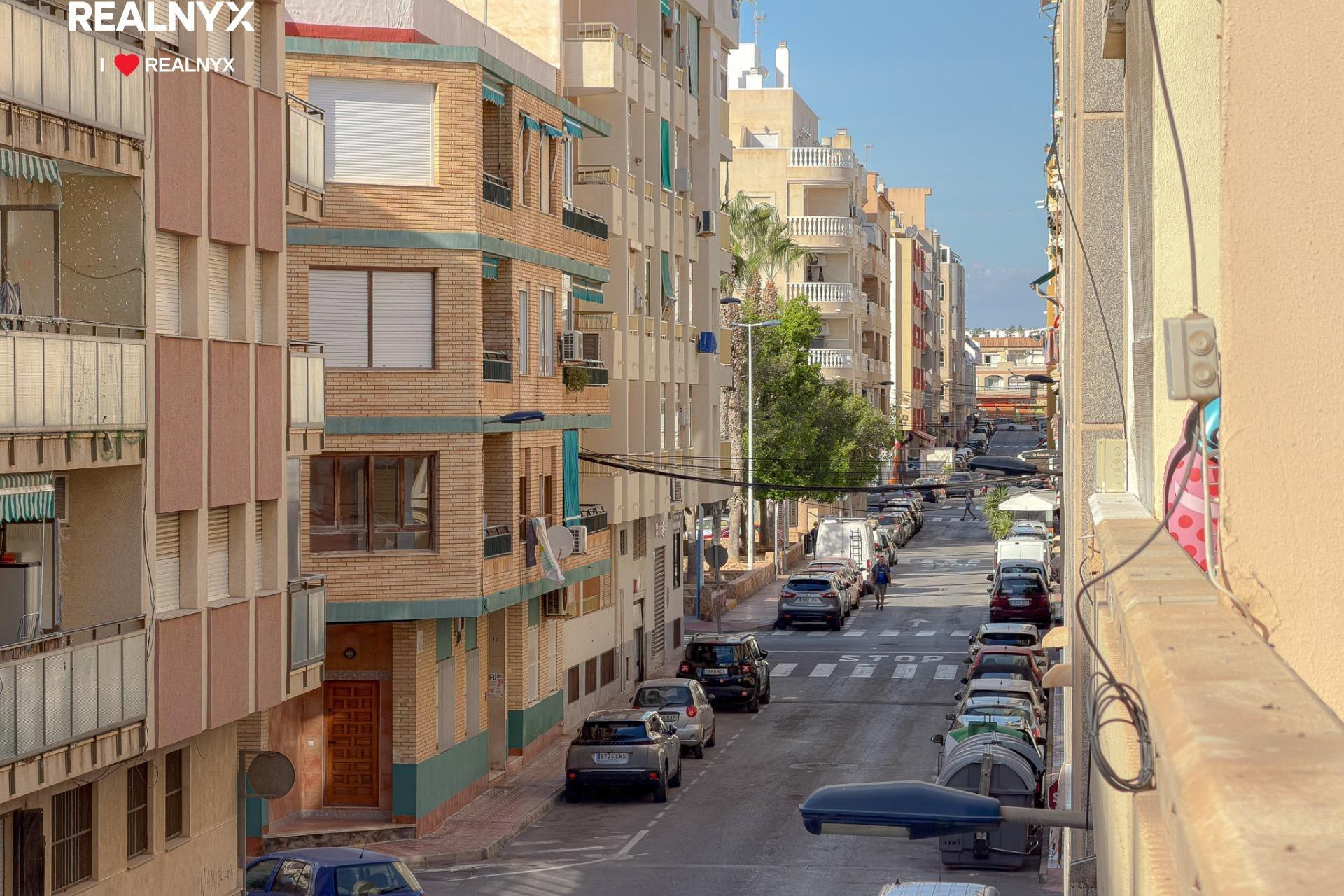 Herverkoop - Apartment - Torrevieja - Estacion de autobuses