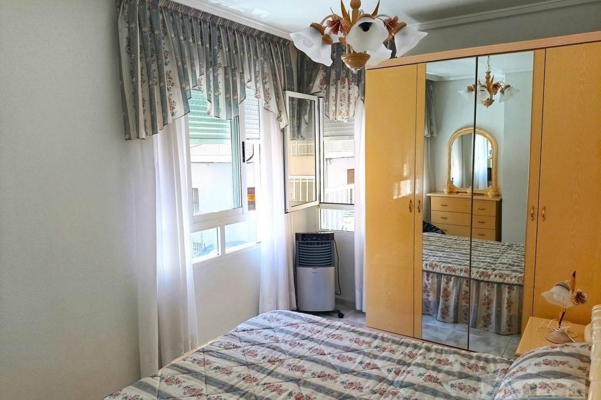 Herverkoop - Apartment - Torrevieja - Estacion de autobuses