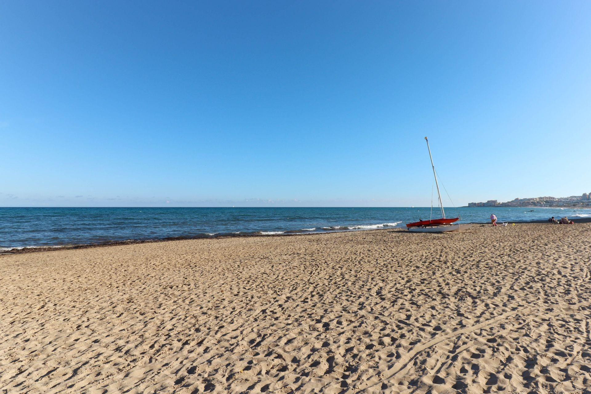 Herverkoop - Apartment - Torrevieja - La Mata pueblo