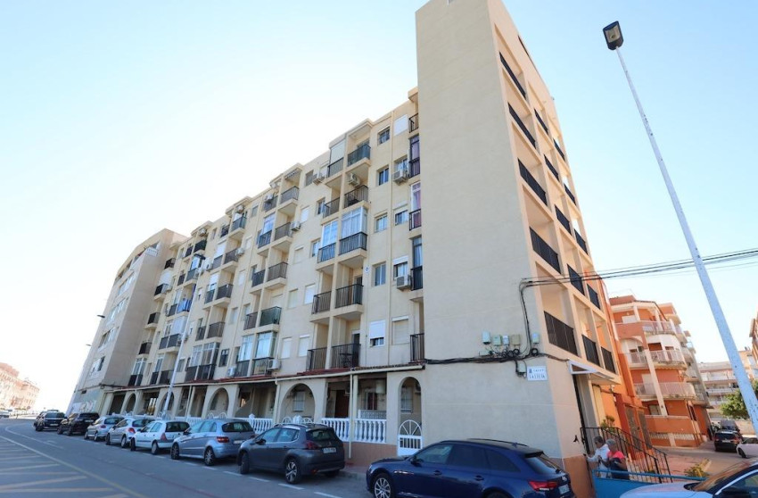 Herverkoop - Apartment - Torrevieja - La Mata pueblo