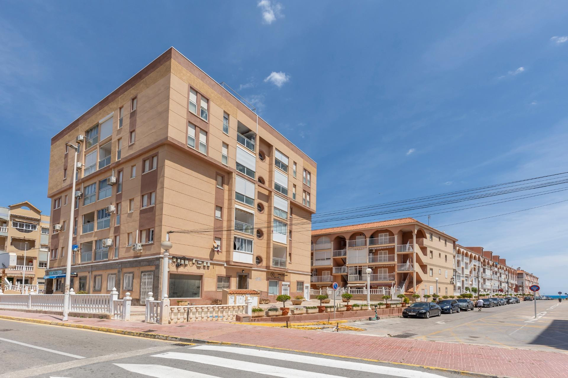 Herverkoop - Apartment - Torrevieja - La Mata pueblo