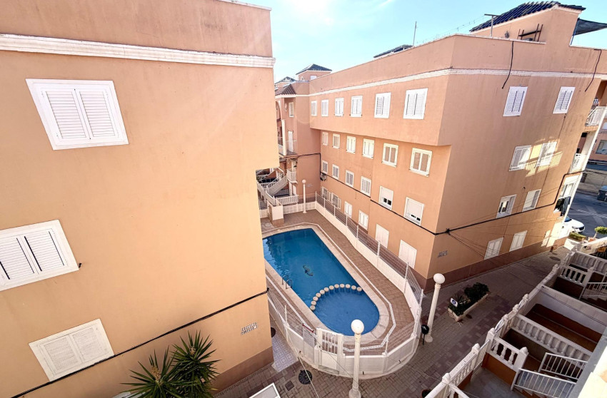 Herverkoop - Apartment - Torrevieja - La Mata pueblo