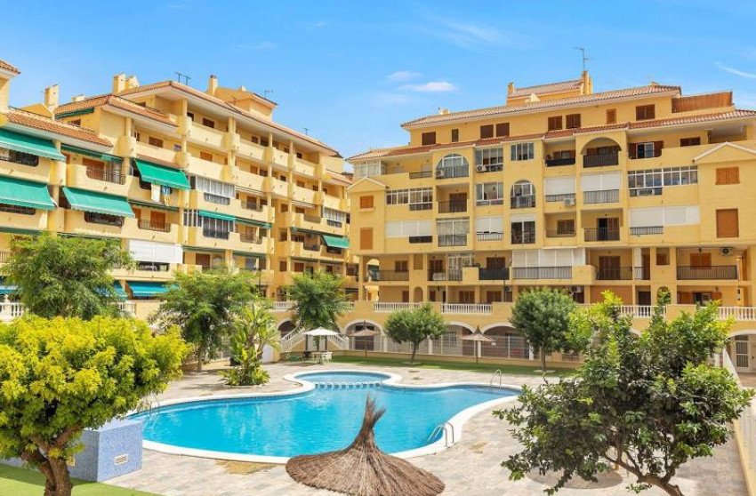 Herverkoop - Apartment - Torrevieja - La Mata