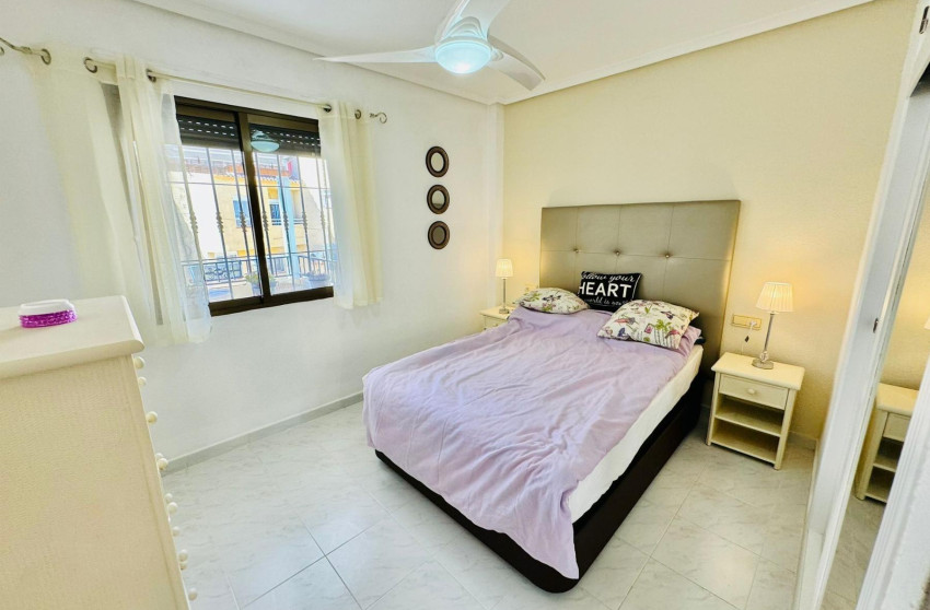 Herverkoop - Apartment - Torrevieja - La veleta