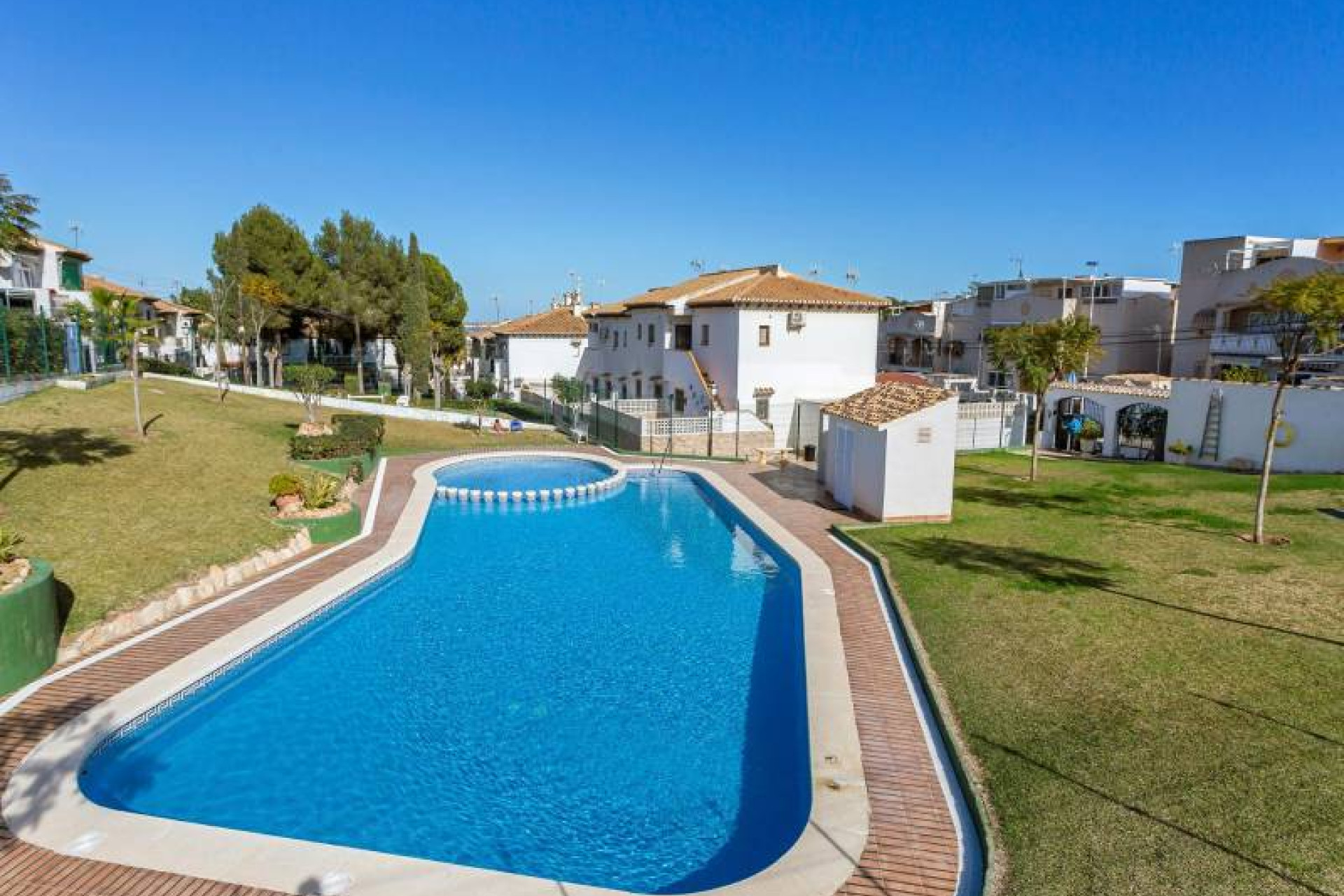 Herverkoop - Apartment - Torrevieja - Lago jardin