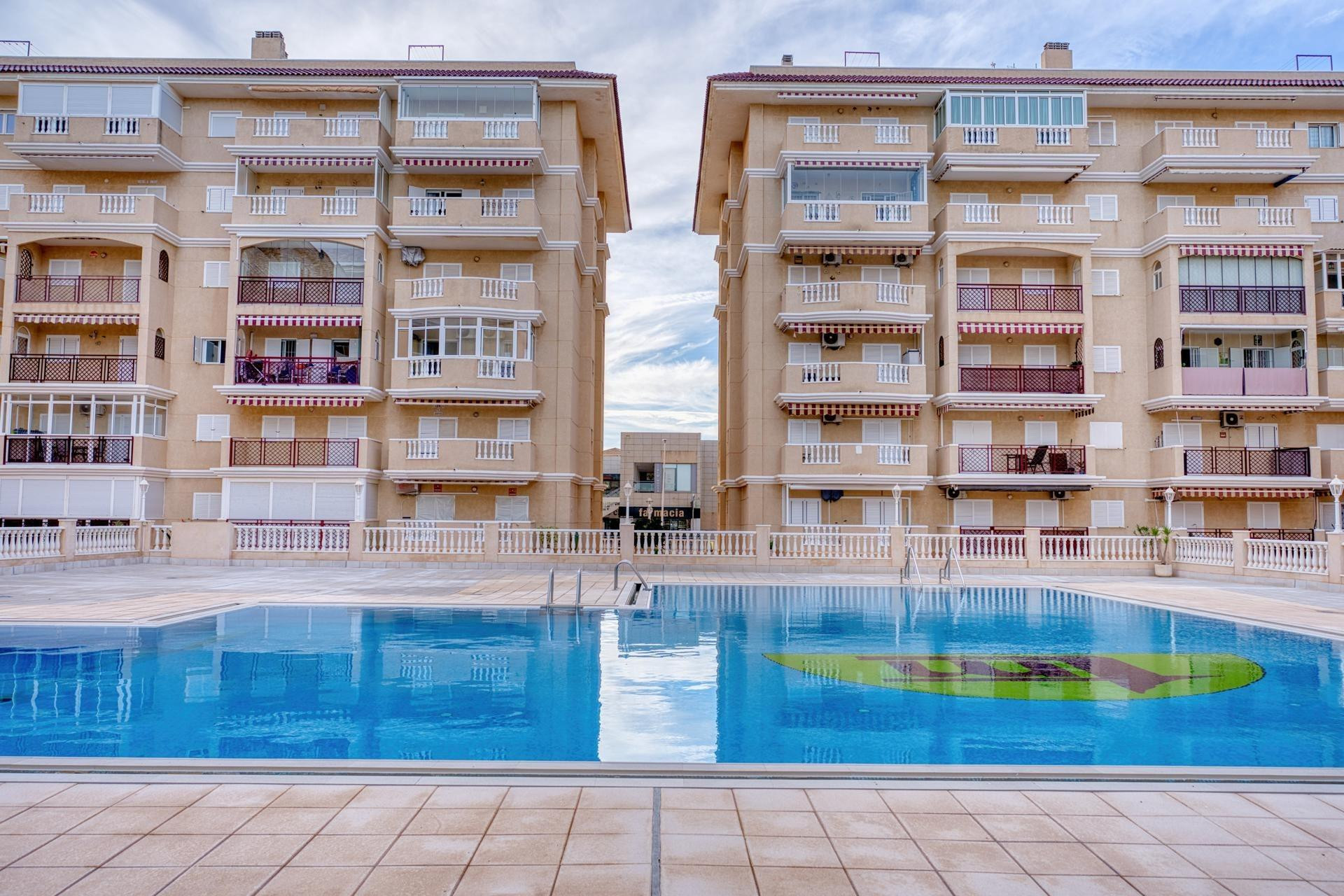 Herverkoop - Apartment - Torrevieja - Los Europeos