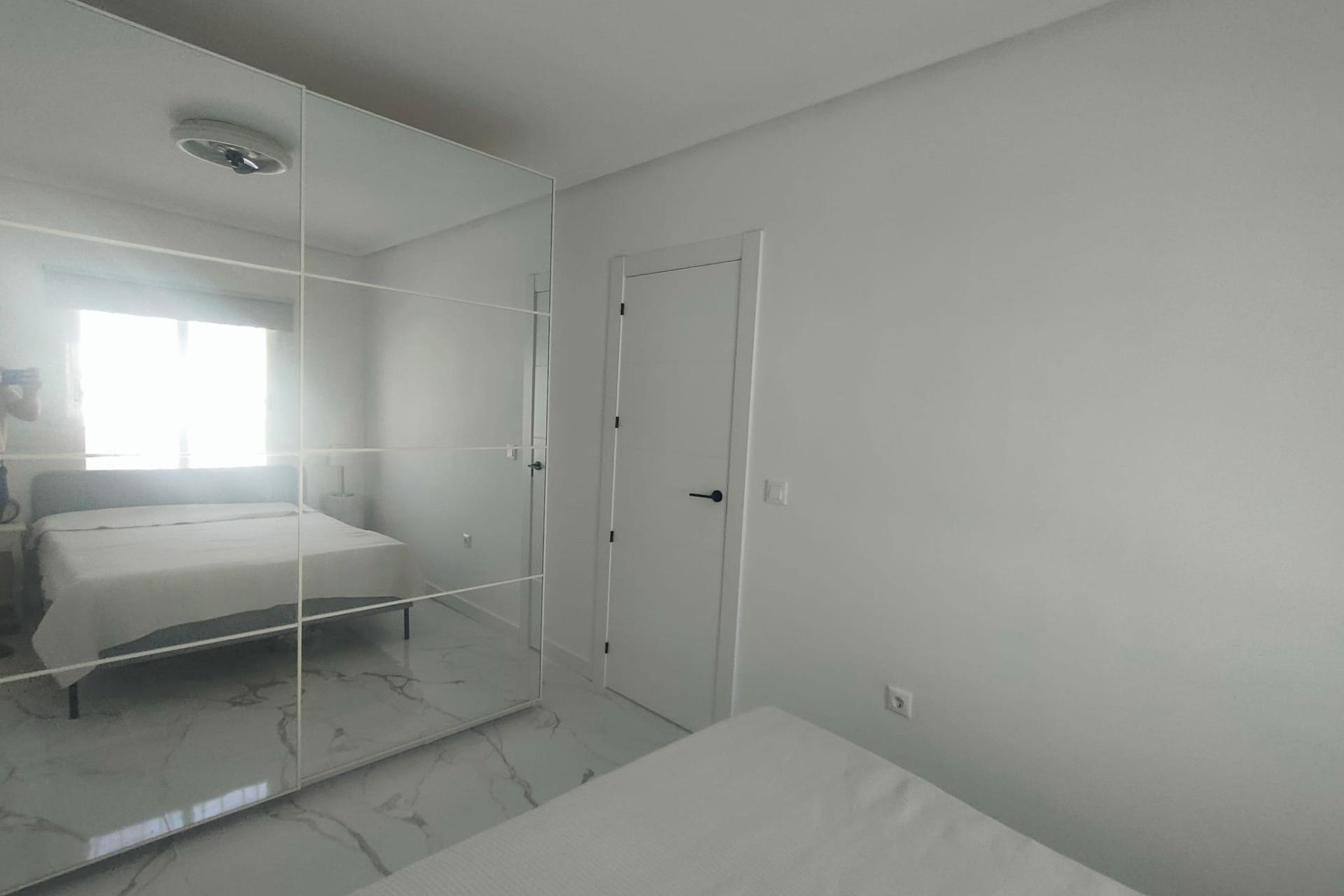 Herverkoop - Apartment - Torrevieja - Los Frutales