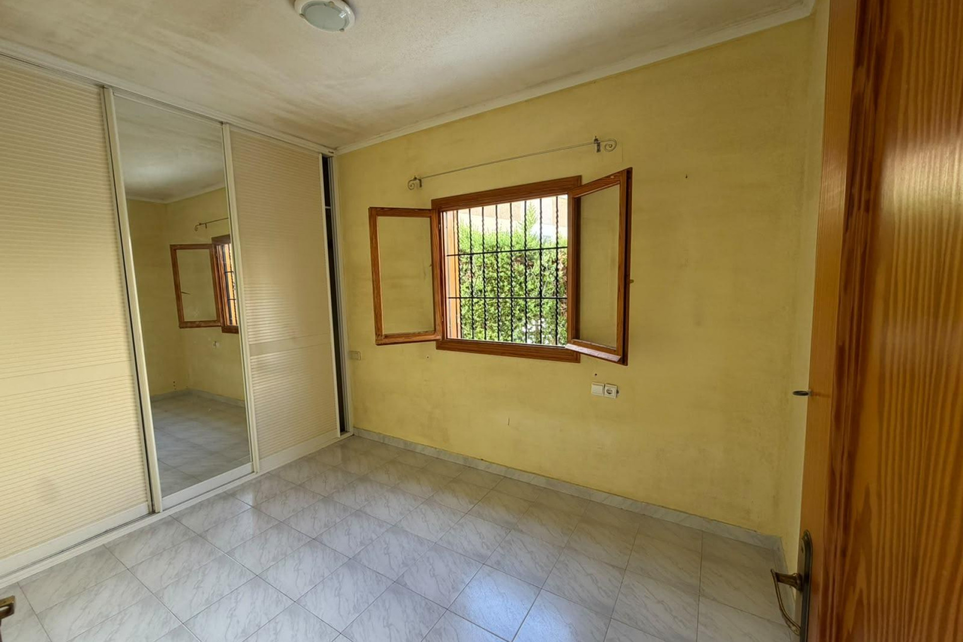 Herverkoop - Apartment - Torrevieja - Los Frutales