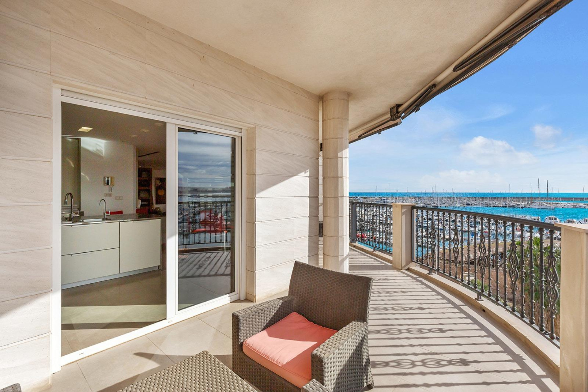 Herverkoop - Apartment - Torrevieja - Paseo maritimo